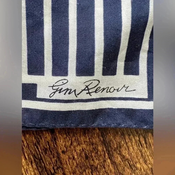 VINTAGE: Jim Renoir | classic ladies square scarf - Picture 3 of 10